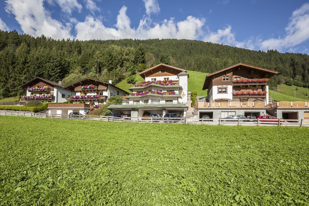 Apartament Art Neustift im Stubaital Zewnętrze zdjęcie